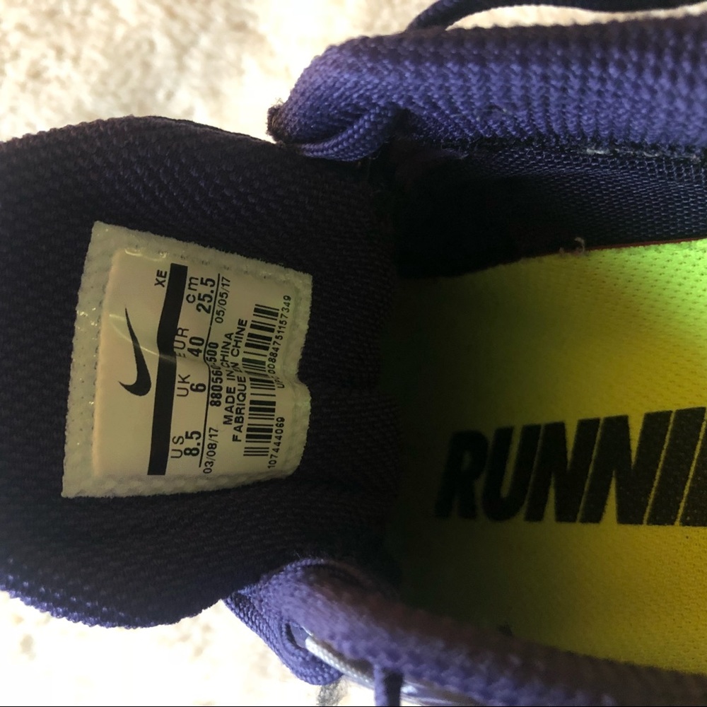 Nike shoes  purple, black & grey. Awesome! 8.5 - Picture 8 of 8